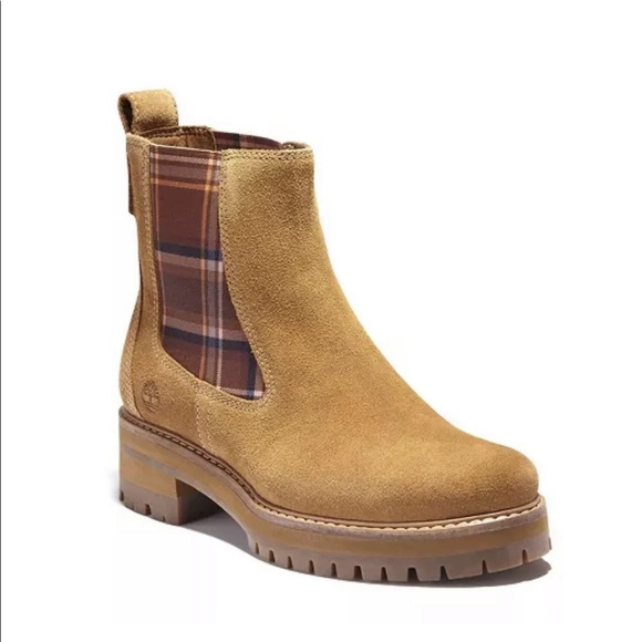 Timberland women’s Courmayeur Valley Chelsea boot - Picture 4 of 8